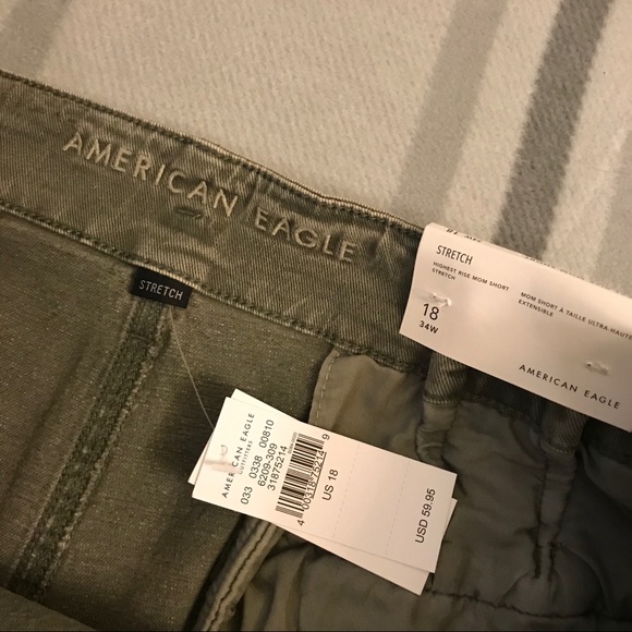 Green Mom Short - Picture 2 of 5